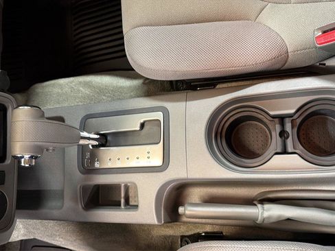 Used 2016 Nissan Frontier S RWD image 19
