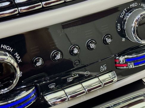 Certified 2024 Rolls-Royce Ghost Extended Wheelbase AWD/4WD image 20