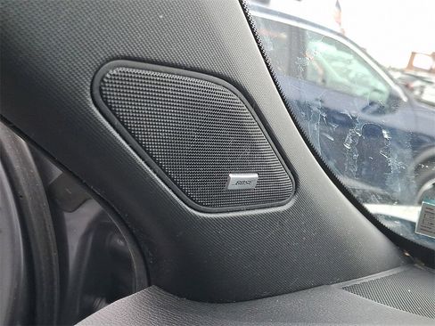 Used 2022 Mitsubishi Outlander SEL image 28