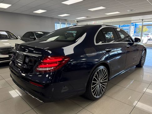 Used 2017 Mercedes-Benz E 300 4MATIC image 6