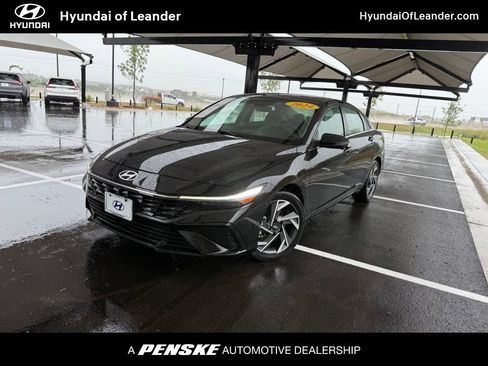 Used 2024 Hyundai Elantra Limited FWD image 1