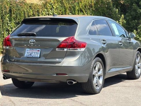 Used 2014 Toyota Venza XLE w/ XLE Premium Package FWD image 4