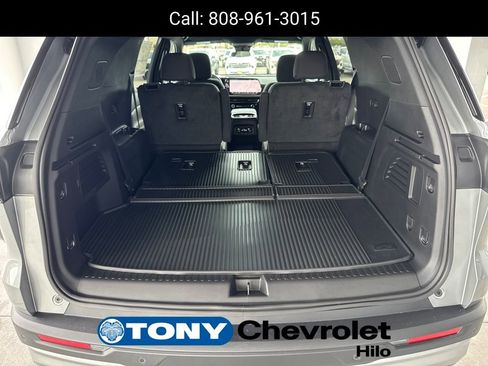 New 2026 Chevrolet Traverse LT w/ LPO, Floor Liner Package image 17