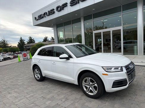 Used 2018 Audi Q5 2.0T Premium Plus w/ Premium Plus Package AWD/4WD image 5