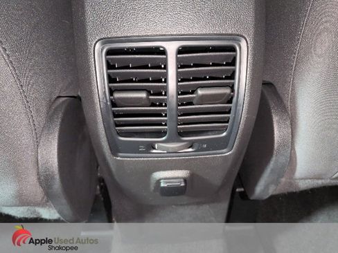 Used 2018 Ford Escape SE image 31