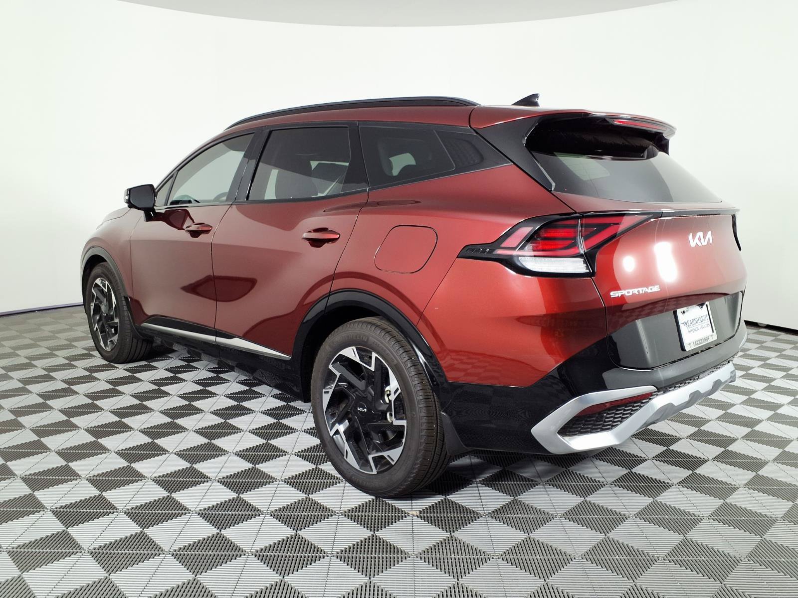 Used 2025 Kia Sportage SX FWD image 6