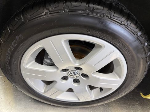 Used 2007 Volkswagen Beetle Convertible image 29