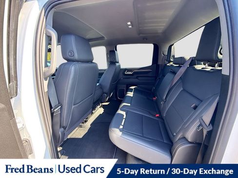 Used 2025 GMC Sierra 1500 SLT AWD/4WD image 26