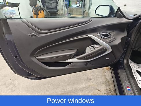 Used 2016 Chevrolet Camaro SS image 21