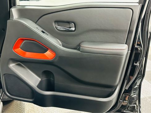 Used 2023 Nissan Frontier PRO-4X w/ Pro Convenience Package image 23