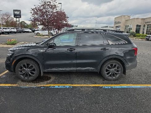 Certified 2023 Kia Sorento SX Prestige AWD/4WD image 4