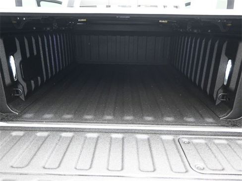 New 2025 RAM 1500 Limited image 30