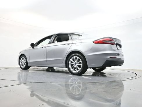 Certified 2020 Ford Fusion SE FWD image 51