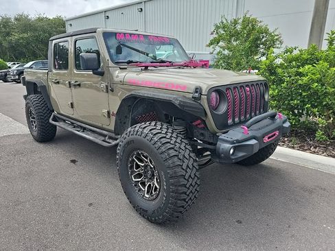Used 2020 Jeep Gladiator Rubicon AWD/4WD image 2