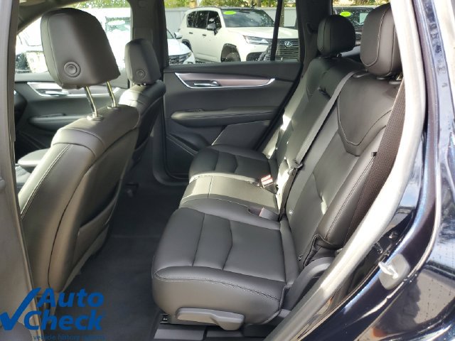 Used 2022 Cadillac XT6 Luxury FWD image 14