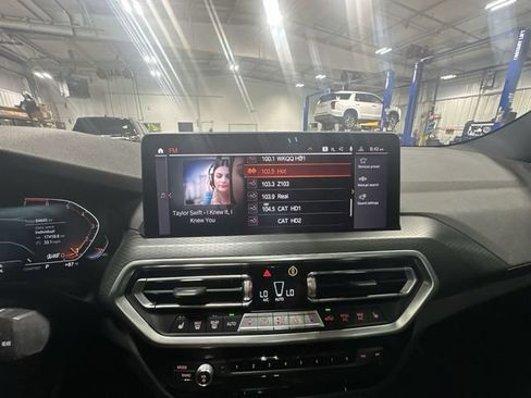 Used 2022 BMW X3 sDrive30i w/ M Sport Package 2 RWD image 16