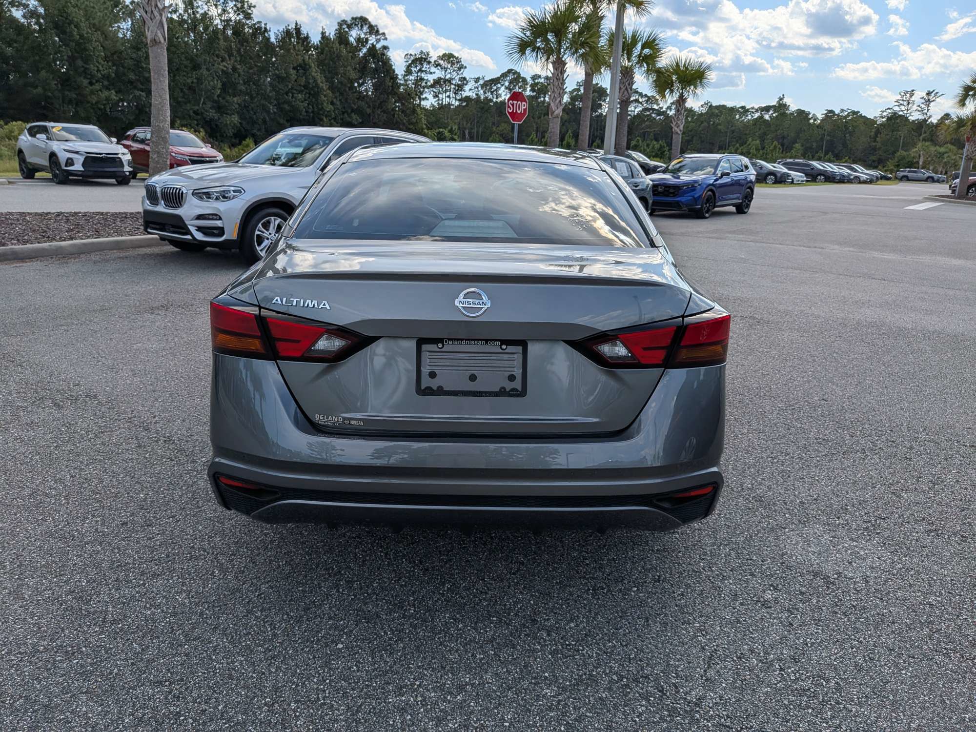 Used 2022 Nissan Altima 2.5 S FWD image 5