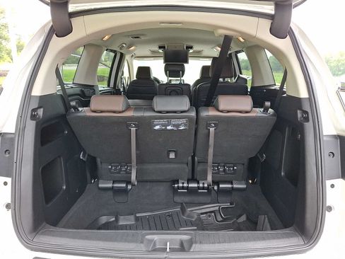 Used 2025 Honda Odyssey Elite image 30