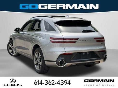 Used 2022 Genesis GV70 3.5T Sport AWD/4WD image 9
