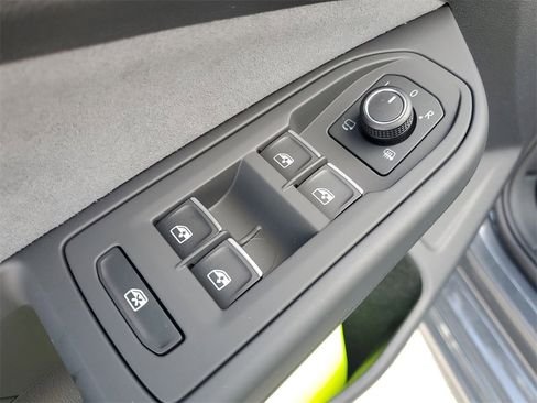 New 2026 Volkswagen Golf w/ Euro Style Package image 17