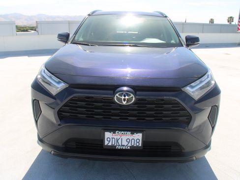 Certified 2022 Toyota RAV4 XLE w/ Convenience Package FWD image 7