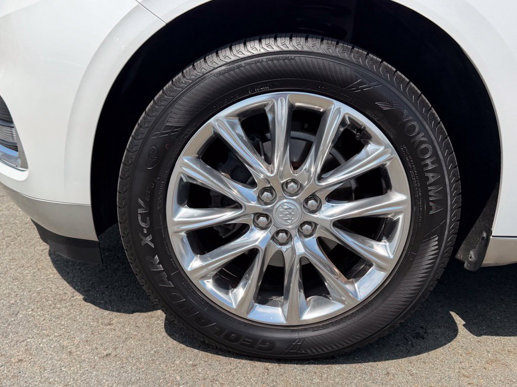 Used 2021 Buick Enclave Premium w/ Sun and Sites Package AWD/4WD image 9