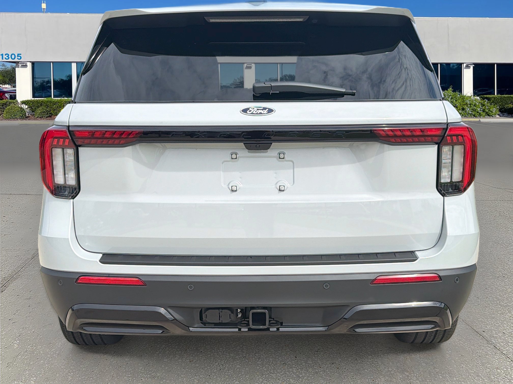 New 2027 Ford Explorer ST-Line w/ Premium Package RWD image 5