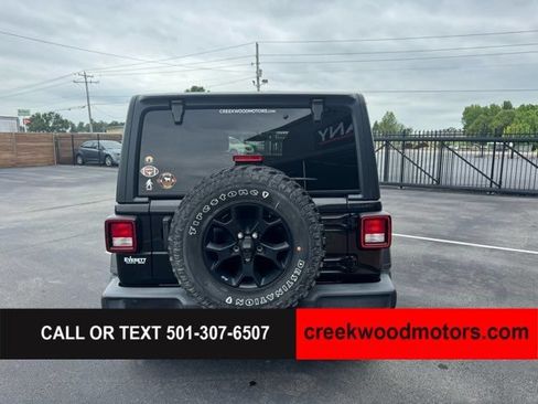 Used 2021 Jeep Wrangler Unlimited Sport AWD/4WD image 17