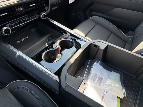 New 2026 Chevrolet Tahoe Premier AWD/4WD image 34