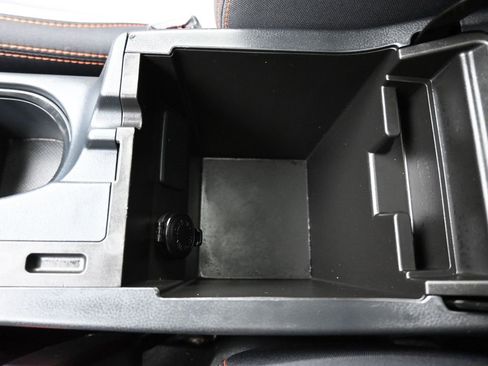 Used 2023 Subaru Crosstrek 2.0i Premium image 23