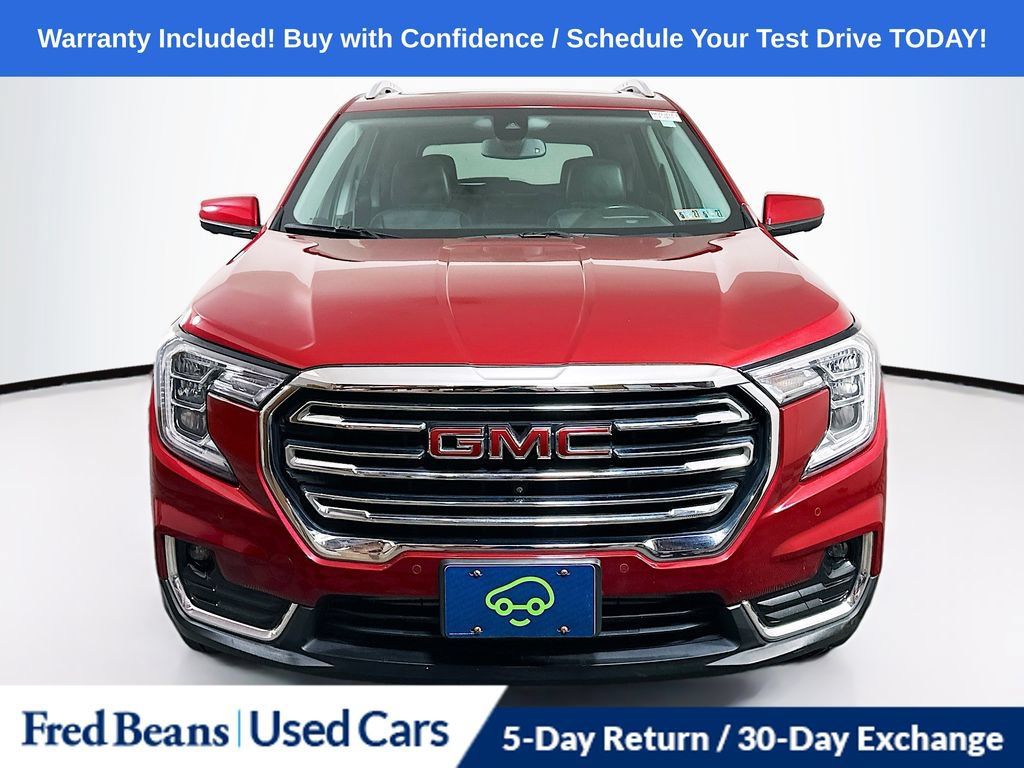 Used 2023 GMC Terrain SLT w/ Tech Package AWD/4WD image 2