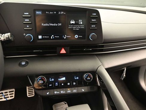 New 2026 Hyundai Elantra SEL Sport Premium FWD image 19