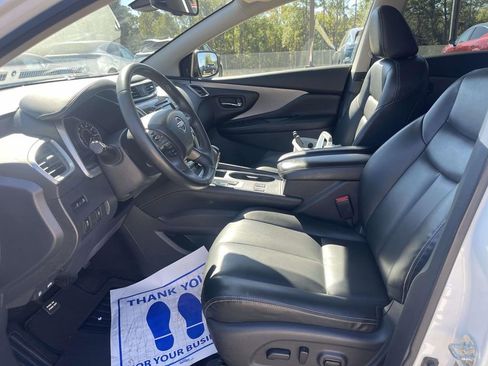 Used 2023 Nissan Murano SV w/ SV Midnight Edition Package image 17