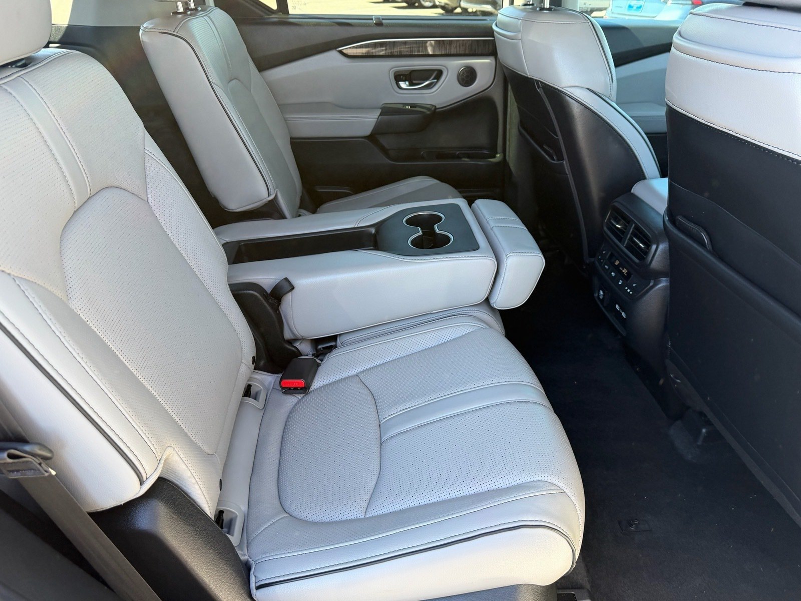 Certified 2023 Honda Pilot Elite image 18