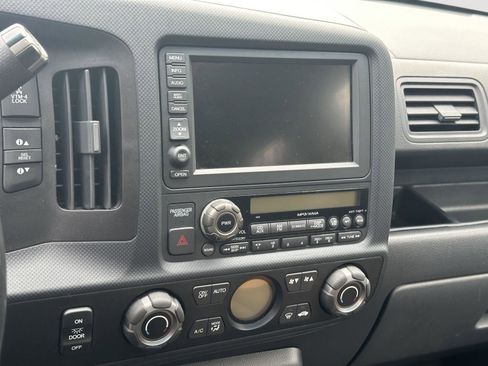 Used 2011 Honda Ridgeline RTL image 11
