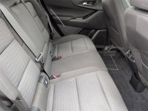 Used 2025 Chevrolet Equinox LT image 29