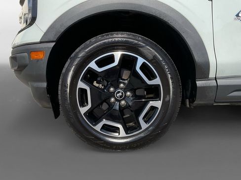 Used 2024 Ford Bronco Sport Outer Banks w/ Tech Package AWD/4WD image 15
