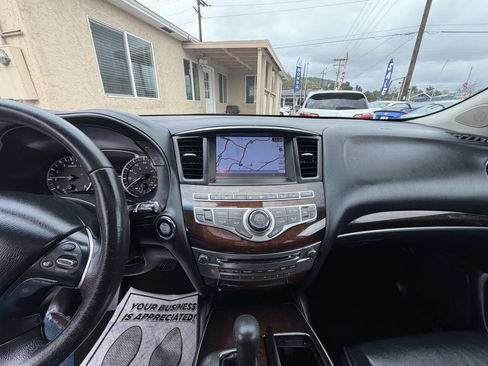 Used 2014 INFINITI QX60 AWD w/ Deluxe Touring Package image 14