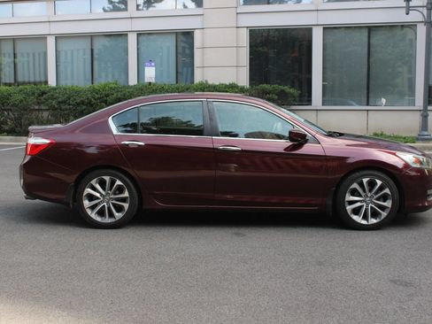 Used 2013 Honda Accord Sport image 6