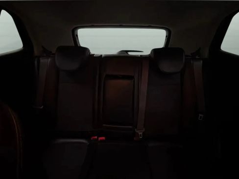 Used 2018 Buick Encore Sport Touring FWD image 19