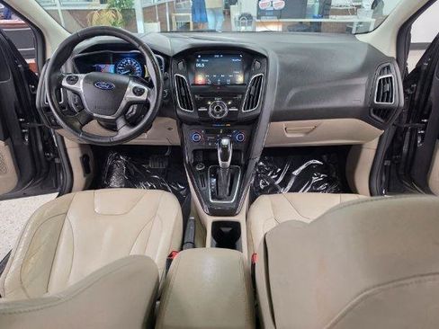 Used 2016 Ford Focus Electric Hatchback FWD image 9