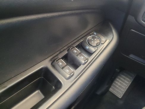 Used 2020 Ford Edge SEL FWD image 27