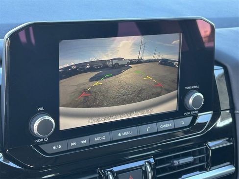 New 2025 Nissan Pathfinder SV image 33