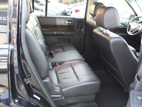 Used 2019 Ford Flex Limited AWD/4WD image 11