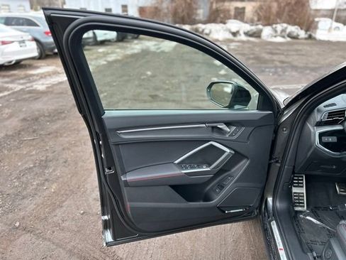 Used 2025 Audi Q3 2.0T Premium Plus image 12