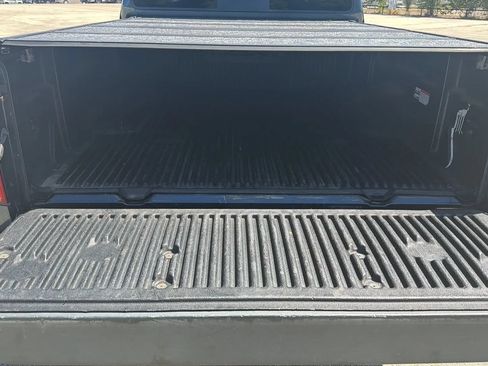 Used 2013 Nissan Frontier Desert Runner RWD image 6