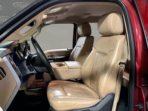 Used 2014 Ford F250 Lariat w/ Chrome Package image 14