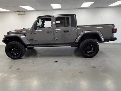 Used 2020 Jeep Gladiator Sport AWD/4WD image 2