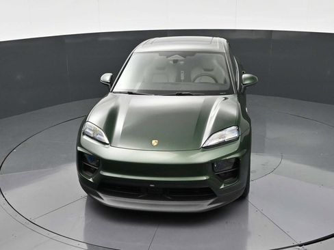 New 2026 Porsche Macan 4 Electric AWD/4WD image 37