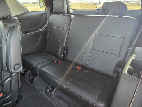 Used 2019 Chevrolet Traverse Premier w/ Driver Confidence II Package image 16